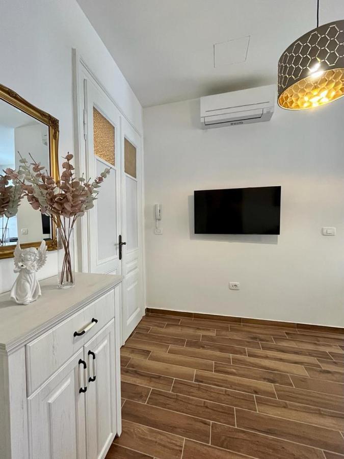 Lux Apartmans Apartment Pula Exterior photo